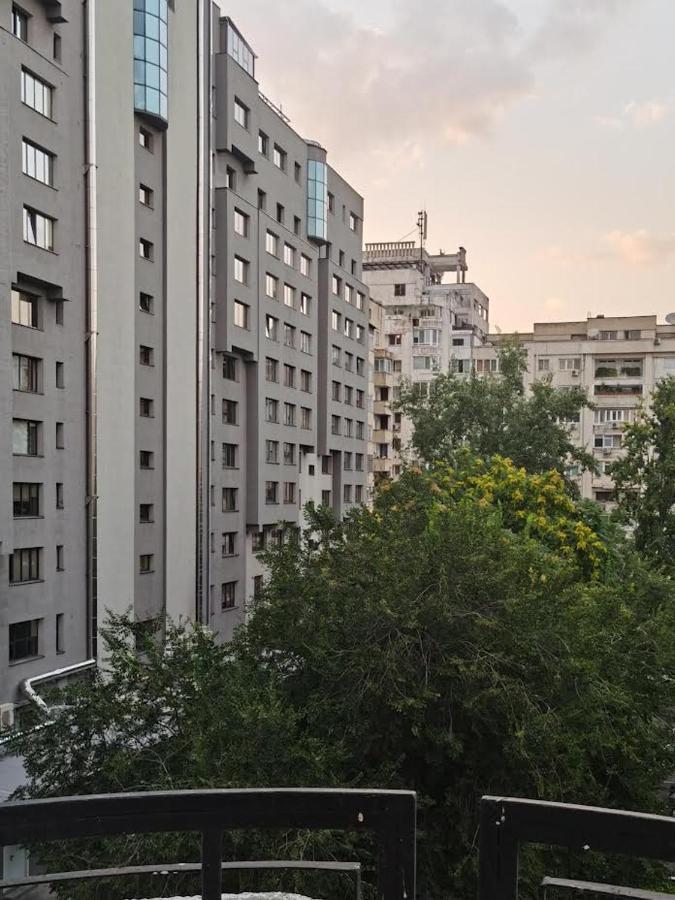Peaceful Loft Apartment บูคาเรสต์ ภายนอก รูปภาพ