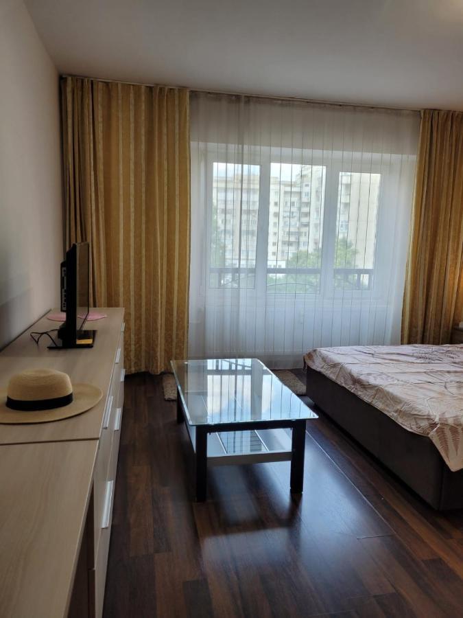 Peaceful Loft Apartment บูคาเรสต์ ภายนอก รูปภาพ
